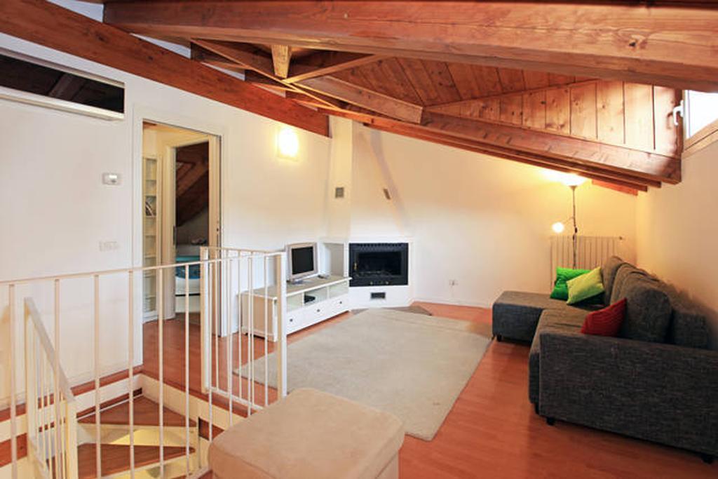 Navigli Downtown Cocco House Apartment Milan Room photo