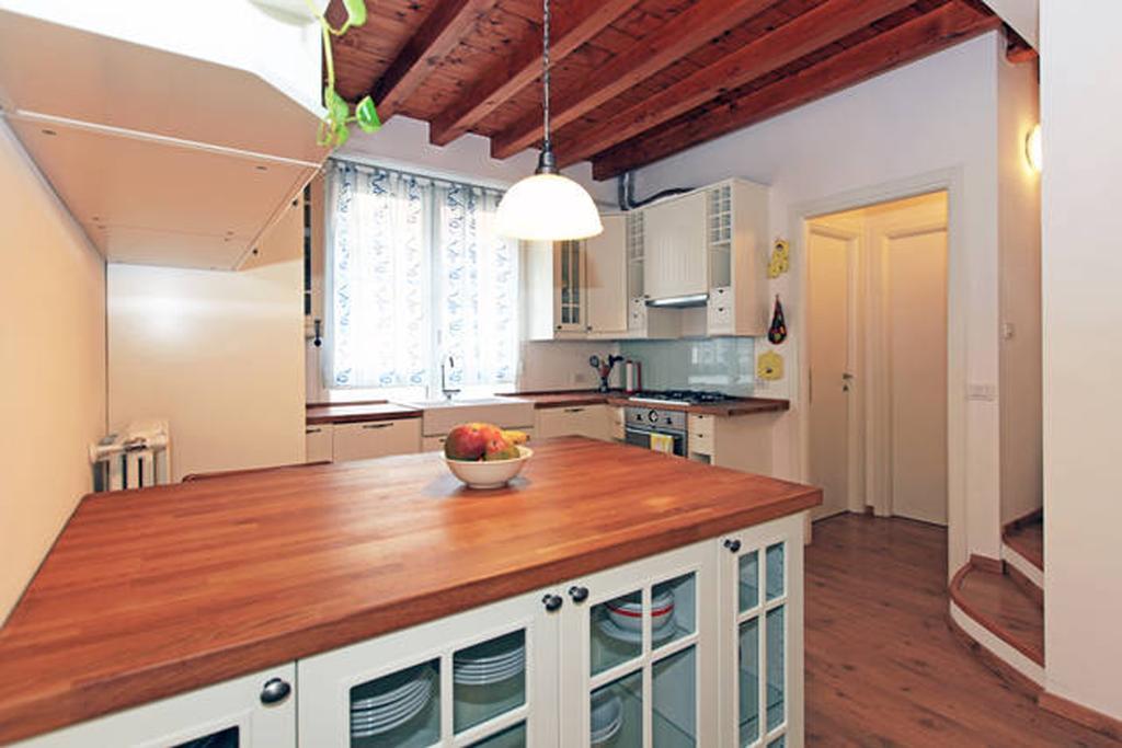 Navigli Downtown Cocco House Apartment Milan Room photo