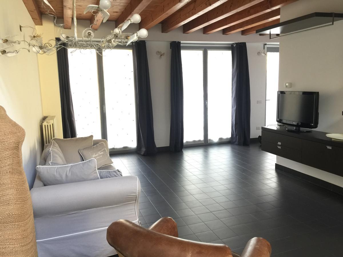 Navigli Downtown Cocco House Apartment Milan Exterior photo